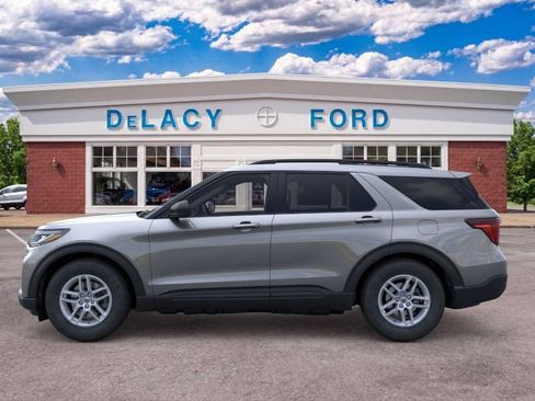 New 2026 Ford Explorer Active AWD/4WD image 4