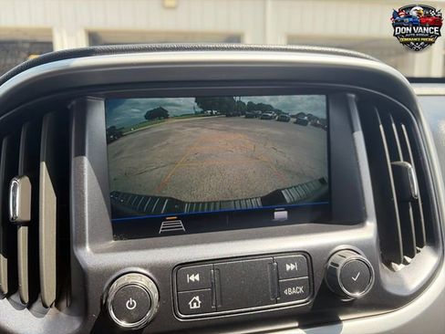 Used 2022 Chevrolet Colorado LT w/ LT Convenience Package RWD image 19