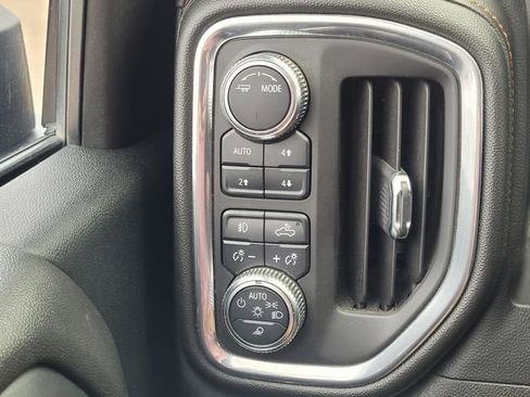 Used 2021 GMC Sierra 2500 AT4 w/ AT4 Premium Plus Package image 19