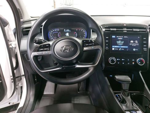 Certified 2023 Hyundai Tucson SEL AWD/4WD image 16
