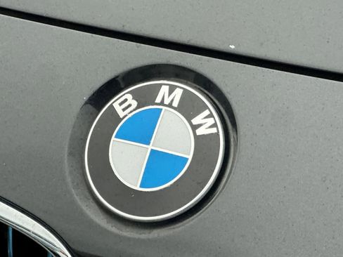 Used 2017 BMW 330e image 9