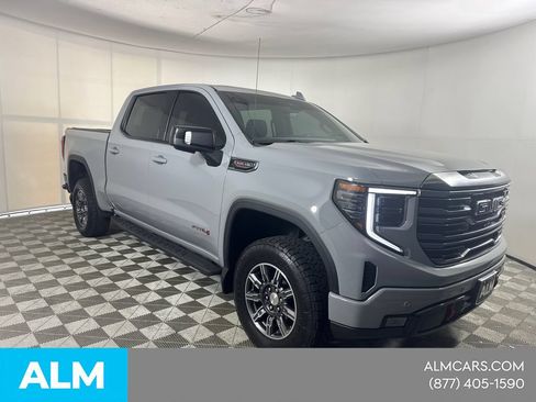 Used 2024 GMC Sierra 1500 AT4 w/ Technology Package AWD/4WD image 3