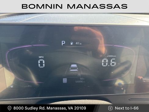 Used 2024 Kia Sportage EX image 7