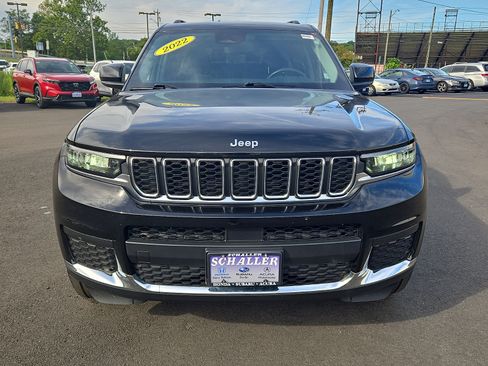 Used 2022 Jeep Grand Cherokee L Laredo w/ Luxury Tech Group I AWD/4WD image 2
