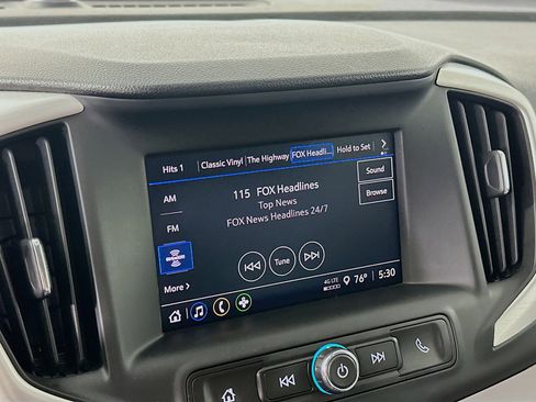 Used 2024 GMC Terrain SLE image 19