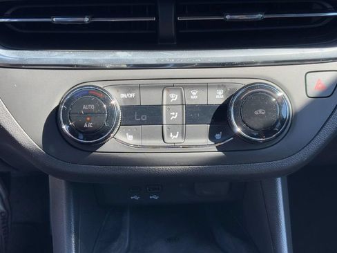 New 2026 Buick Envista Sport Touring w/ Convenience I Package FWD image 17