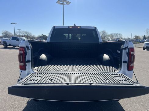 Used 2024 RAM 1500 Laramie AWD/4WD image 12