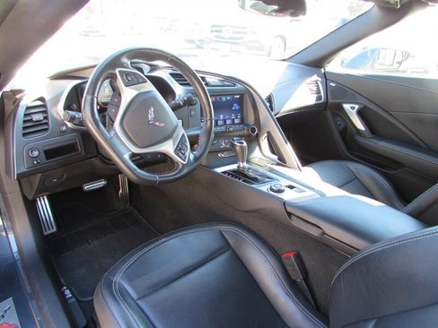 Used 2019 Chevrolet Corvette Stingray Coupe w/ Battery Protection Package image 8