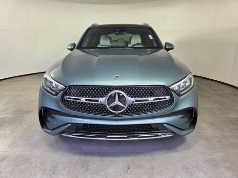 New 2026 Mercedes-Benz GLC 300 image 2