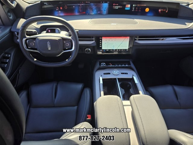 New 2027 Lincoln Navigator Reserve w/ Jet Appearance Package AWD/4WD image 12