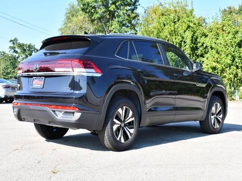 New 2026 Volkswagen Atlas Cross Sport SE image 7