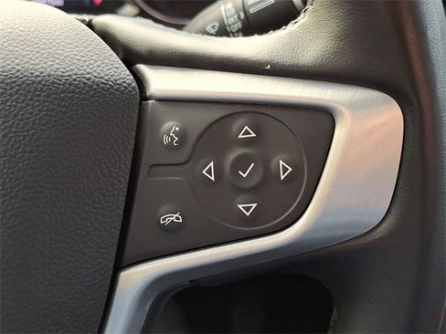 Used 2023 GMC Acadia SLT image 19