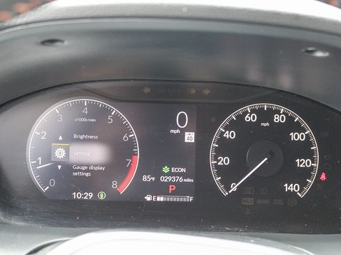 Certified 2025 Honda HR-V Sport image 25
