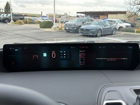 New 2025 Ford Expedition Platinum w/ Stealth Performance Package image 18