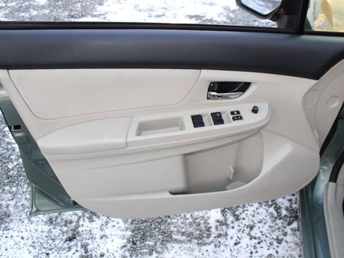 Used 2014 Subaru Impreza 2.0i Premium w/ All-Weather Package w/CVT image 18