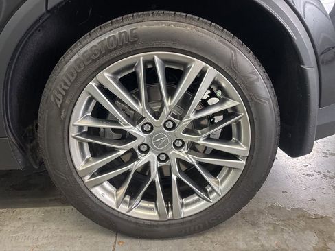 Used 2022 Acura MDX SH-AWD w/ Advance Package image 8