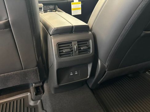 New 2026 Nissan Rogue Platinum image 21