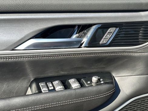 New 2026 Jeep Grand Wagoneer 4WD image 17