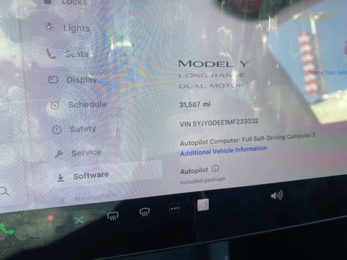 Used 2021 Tesla Model Y Long Range image 15