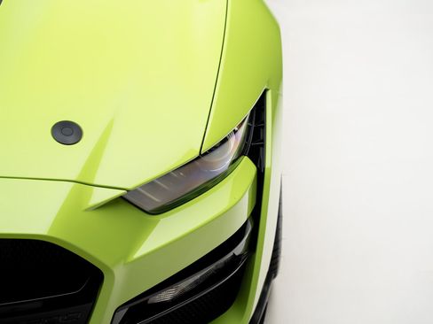 Used 2020 Ford Mustang Shelby GT500 w/ Technology Package image 10