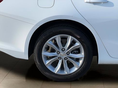 Used 2024 Chevrolet Malibu LT image 38