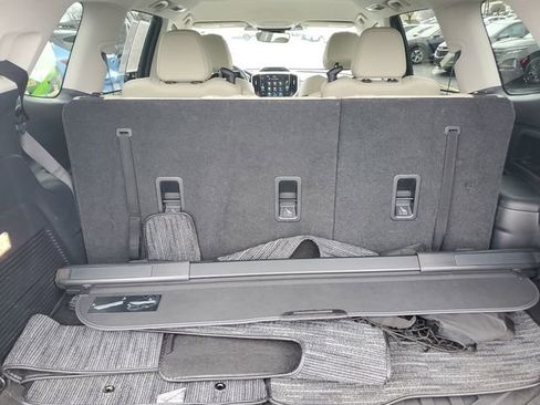 Certified 2023 Subaru Ascent Limited image 8