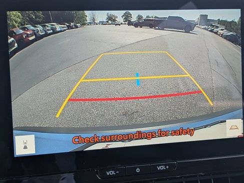 Used 2026 Toyota Corolla Cross XLE w/ Convenience Package FWD image 25