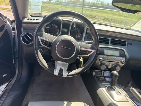 Used 2010 Chevrolet Camaro SS w/ RS Package RWD image 13