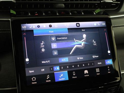 New 2025 Jeep Grand Cherokee L Limited w/ Black Appearance Package image 38