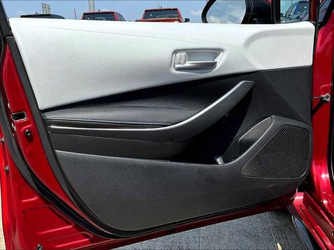 Used 2022 Toyota Corolla SE image 21