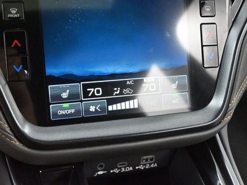 Used 2024 Subaru Outback Wilderness AWD/4WD image 21