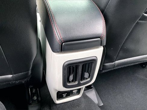 Used 2021 Jeep Compass Limited w/ Sun and Sound Group image 10