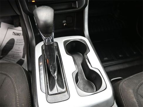 Used 2022 Chevrolet Colorado LT w/ Fleet Safety Package image 14