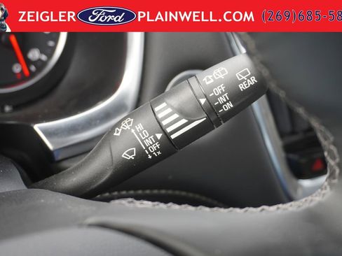Used 2024 Chevrolet Traverse Premier w/ Redline Edition AWD/4WD image 30