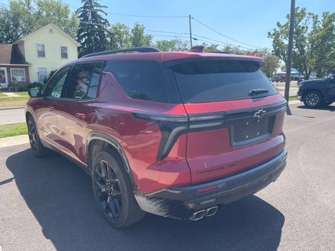 Used 2024 Chevrolet Traverse RS w/ LPO, Floor Liner Package AWD/4WD image 5