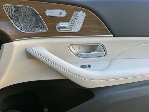 Certified 2022 Mercedes-Benz GLE 350 w/ AMG Line Exterior image 33