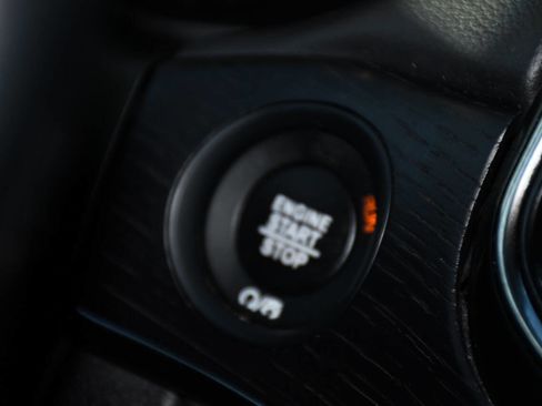 Used 2021 Jeep Grand Cherokee High Altitude image 33