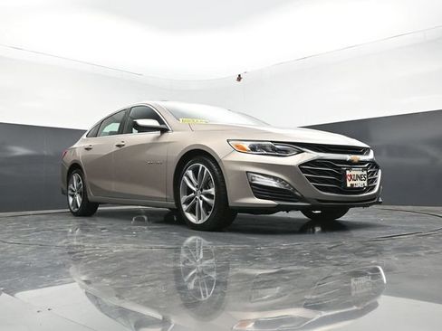Used 2024 Chevrolet Malibu LT FWD image 38