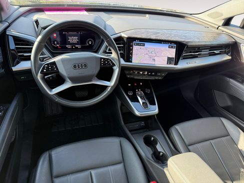 Used 2023 Audi Q4 e-tron Premium Plus w/ Premium Plus image 15
