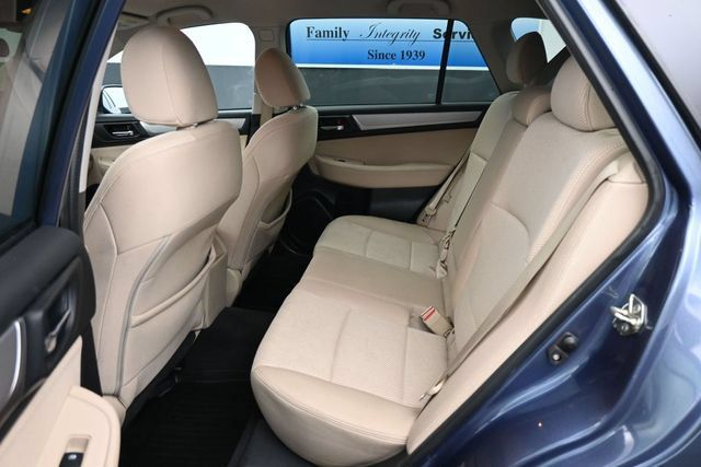 Used 2016 Subaru Outback 2.5i Premium AWD/4WD image 8