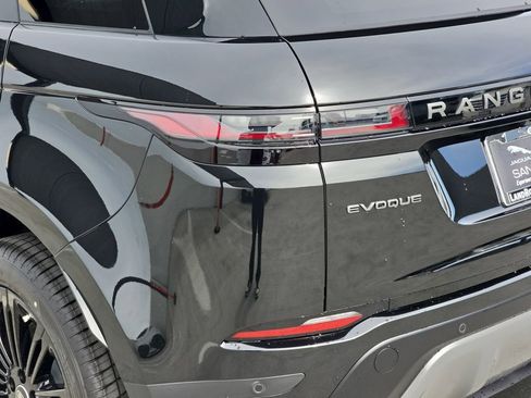 New 2026 Land Rover Range Rover Evoque S image 35