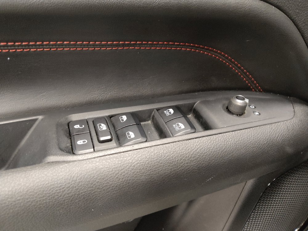 Used 2024 Jeep Compass Trailhawk AWD/4WD image 27