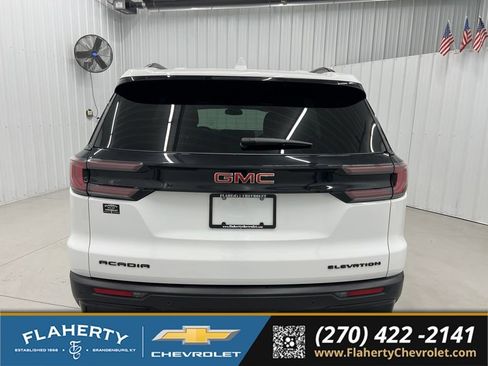 Used 2025 GMC Acadia Elevation w/ Elevation Premium Package FWD image 4