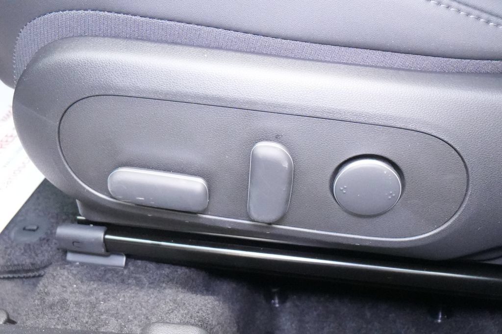 New 2026 Hyundai Kona Limited AWD/4WD image 19