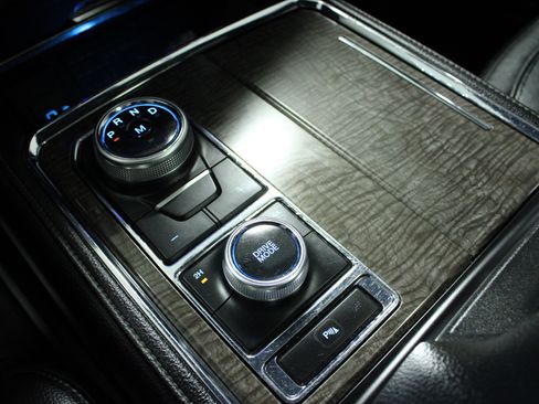 Used 2020 Ford Expedition Max Limited w/ Equipment Group 301A image 24