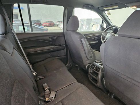 Used 2019 Honda Passport Sport image 11
