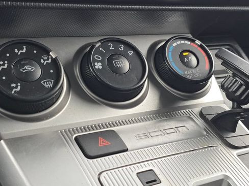 Used 2012 Scion xB FWD image 30