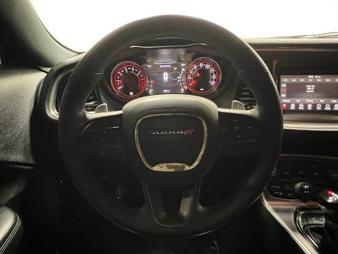 Used 2018 Dodge Challenger R/T w/ Performance Handling Group RWD image 23