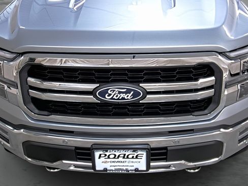 Used 2024 Ford F150 Lariat image 16