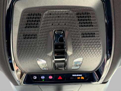 Used 2024 Cadillac Lyriq Luxury w/ LPO, Floor Liner Package image 29